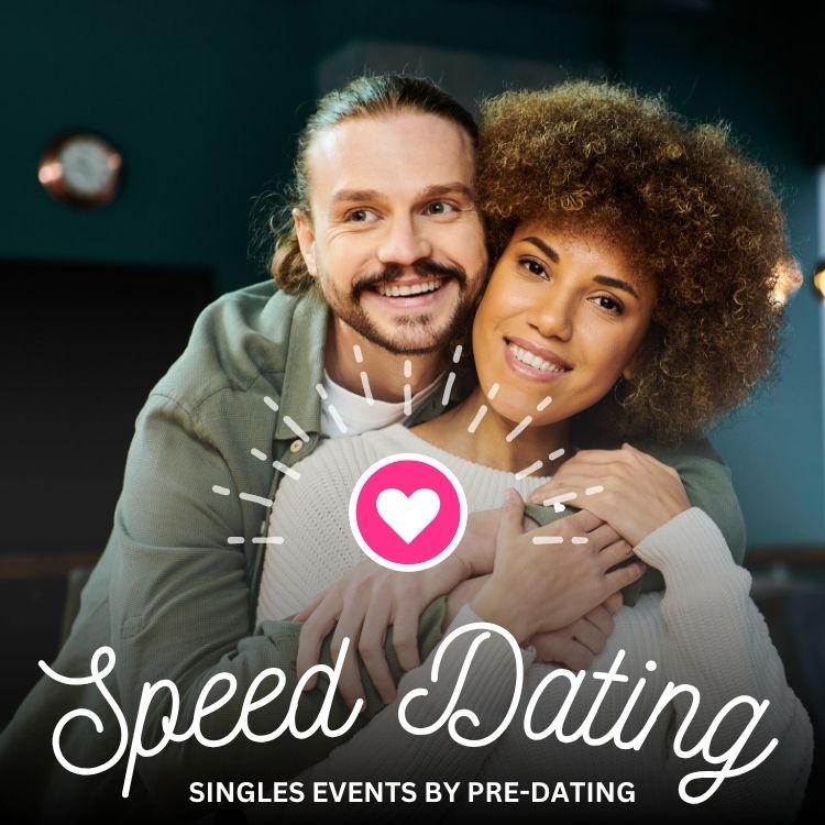 Chicago attendees of Speed Dating in Illinois enjoying the event!